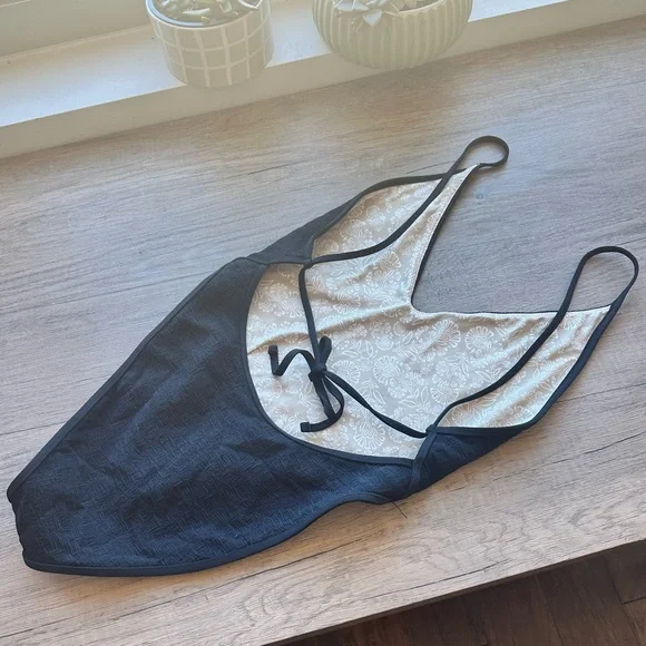 Free People Amber One Piece Swimsuit - Picture 4 of 6